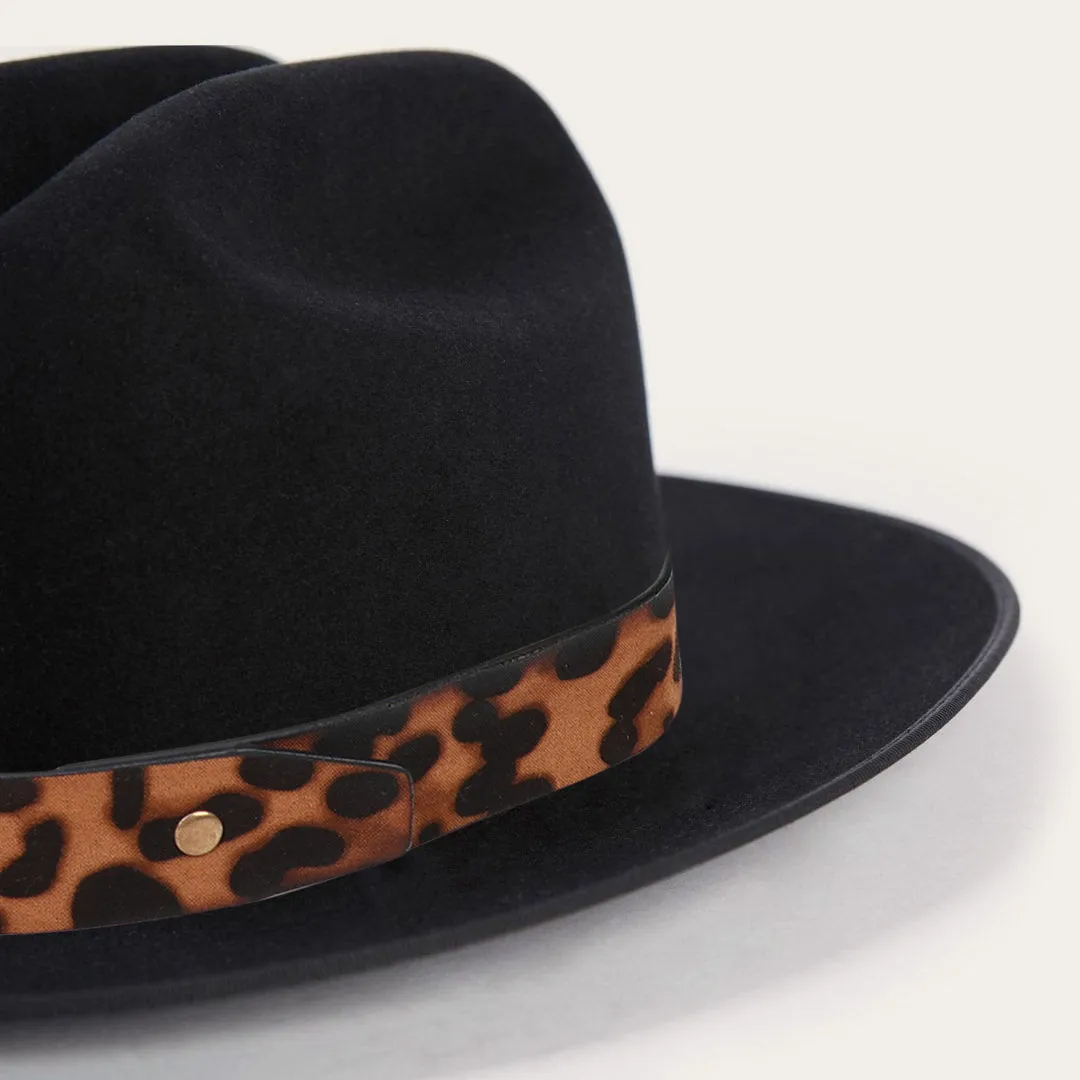 Classic Black Felt Fedora with Chic Leopard Print Ribbon