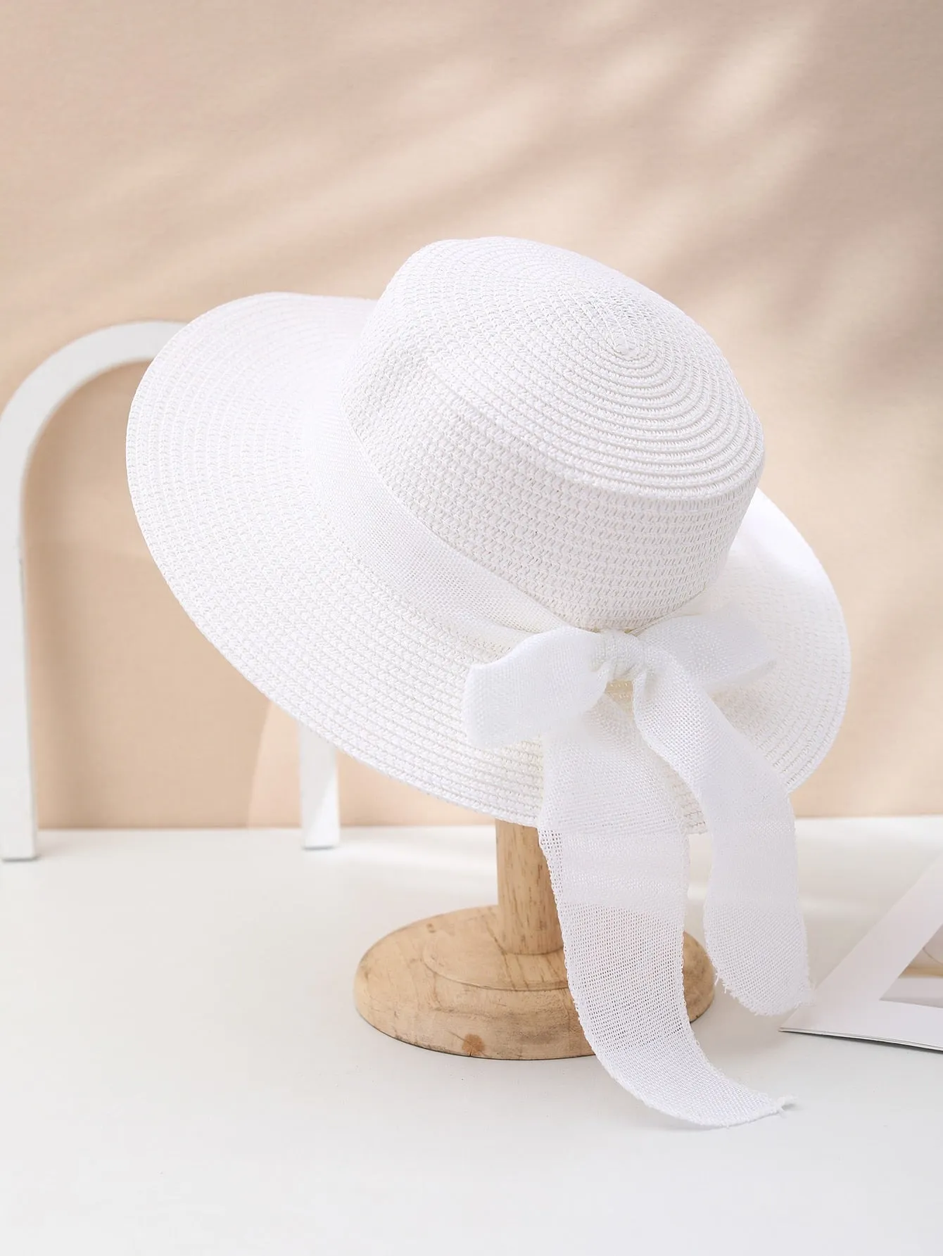 Fashionable Butterfly Knot Elegant Straw Sun Hat